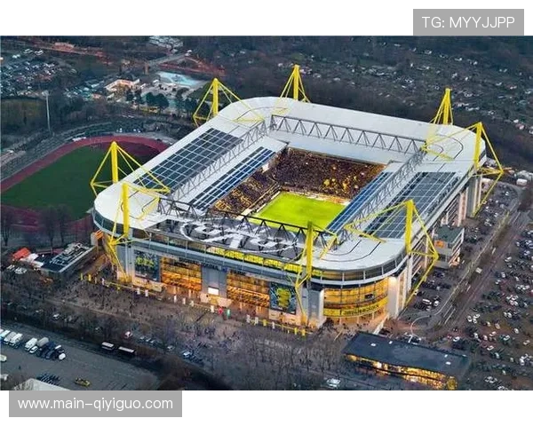 威斯特法伦南看台站席文化：20欧元票价守护工薪阶层信仰