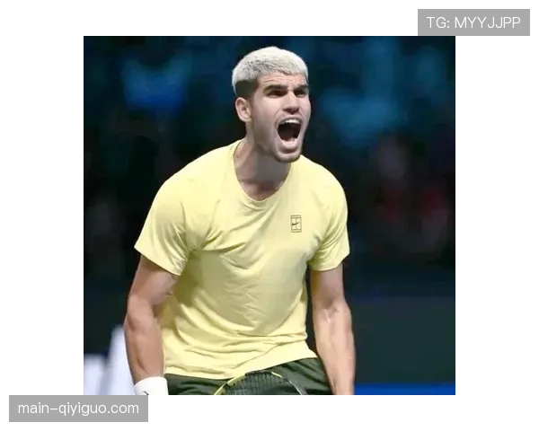 戴维斯杯世界组：西班牙vs加拿大，阿尔卡拉斯与阿利亚西姆新生代对决