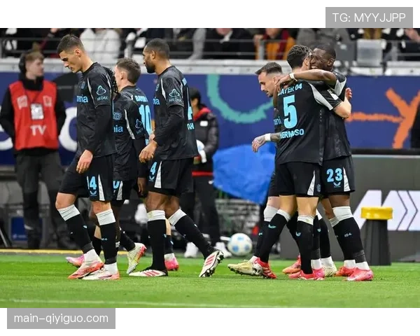 德甲欧战积分紧追西甲，欧冠资格争夺战进入白热化阶段